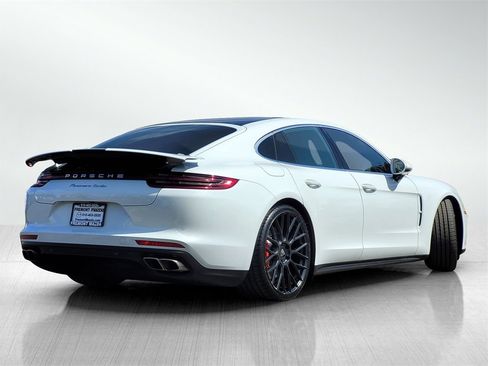 Used 2017 Porsche Panamera Turbo image 4