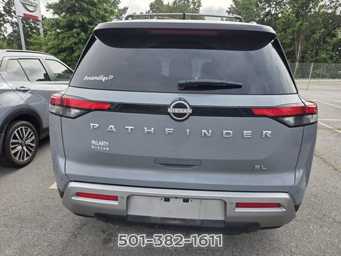 Used 2024 Nissan Pathfinder SL w/ SL Premium Package FWD image 3