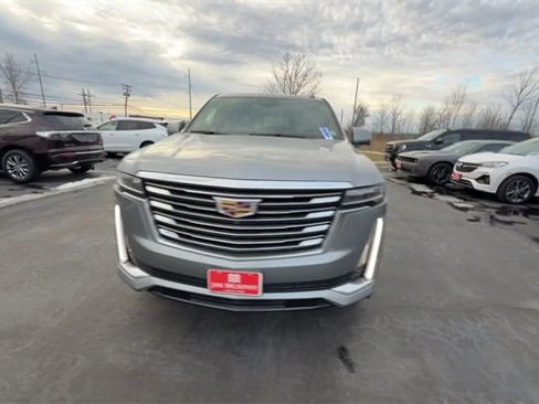 Certified 2023 Cadillac Escalade Premium Luxury Platinum image 3