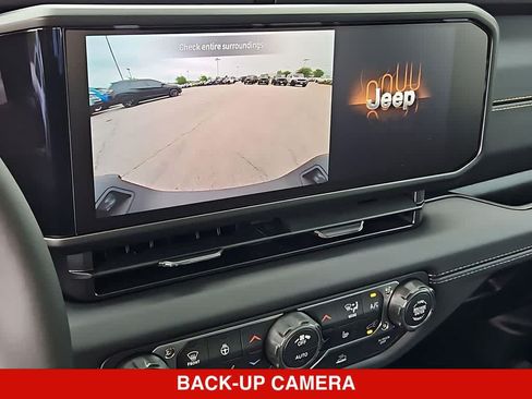 New 2026 Jeep Gladiator Sport AWD/4WD image 29