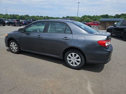 Used 2011 Toyota Corolla LE FWD image 5