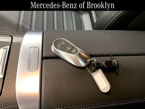 Used 2026 Mercedes-Benz GLC 300 GLC 300 image 13