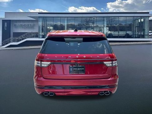 New 2026 Lincoln Aviator Reserve w/ Jet Appearance Package AWD/4WD image 7