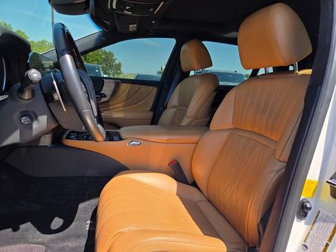 Used 2022 Lexus LS 500 AWD w/ Interior Upgrade Package image 9