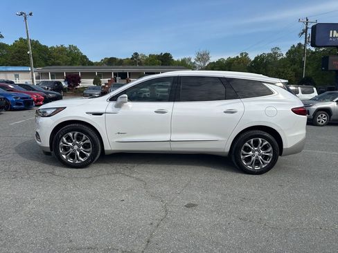 Used 2019 Buick Enclave Avenir w/ Avenir Technology Package image 2