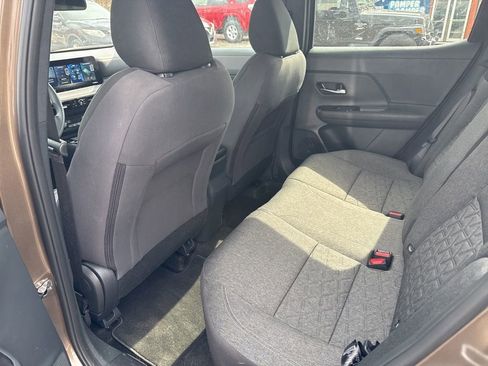 Used 2026 Nissan Kicks SV w/ Cold Weather Package image 11