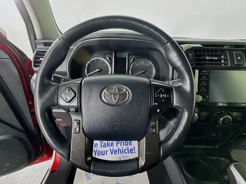 Certified 2024 Toyota 4Runner TRD Off-Road Premium AWD/4WD image 11