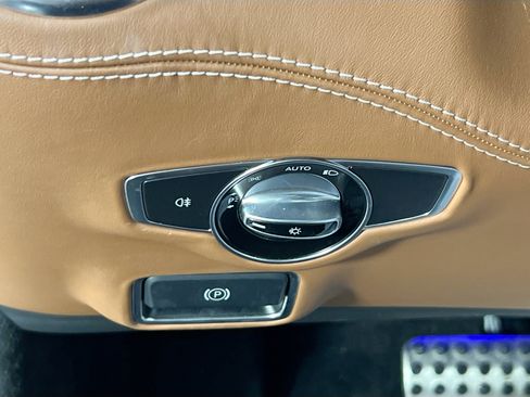 Used 2017 Mercedes-Benz S 550 Cabriolet image 10
