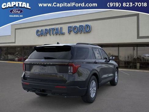 New 2026 Ford Explorer Active image 8
