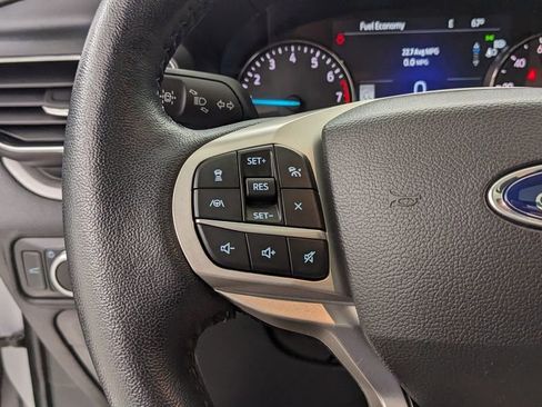 Certified 2022 Ford Explorer XLT w/ XLT Sport Appearance Package AWD/4WD image 35