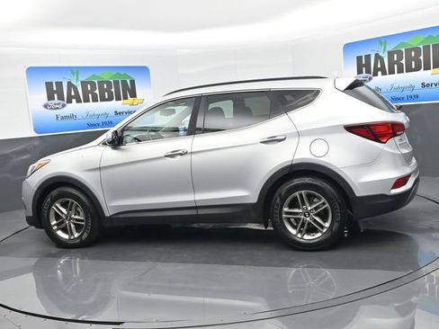 Used 2017 Hyundai Santa Fe Sport image 3