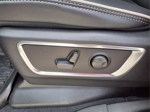 New 2026 RAM 1500 Laramie w/ Night Edition AWD/4WD image 17