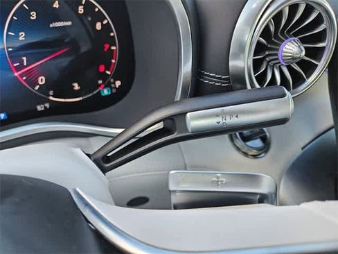 Used 2026 Mercedes-Benz Maybach SL 680 image 30