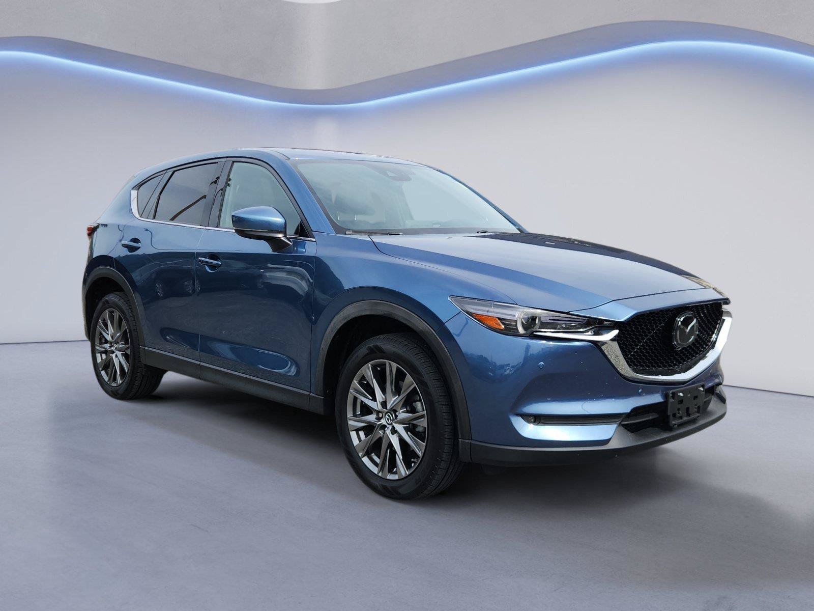 Used 2019 MAZDA CX-5 Signature AWD/4WD image 1
