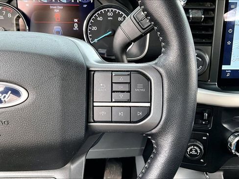 Used 2022 Ford F150 XLT w/ Equipment Group 302A High image 13