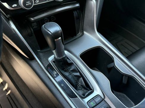 Used 2022 Honda Accord Sport image 17