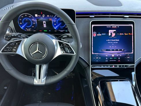 New 2026 Mercedes-Benz EQE 320 4MATIC SUV image 26