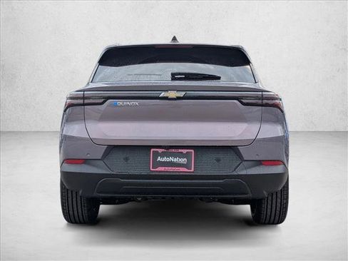 New 2026 Chevrolet Equinox EV LT image 6