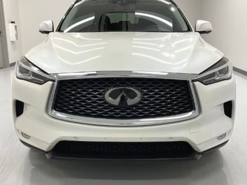 Used 2019 INFINITI QX50 Essential w/ Premium Heat Package AWD/4WD image 6