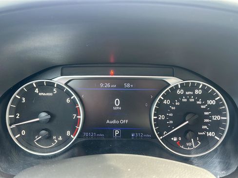 Used 2024 Nissan Altima 2.5 SR FWD image 12