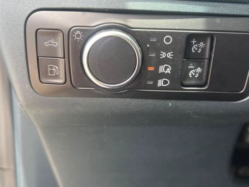 Used 2023 Ford Maverick XL FWD image 16