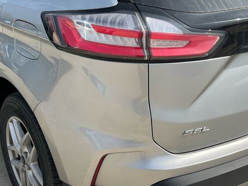 Used 2024 Ford Edge SEL image 13