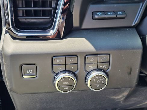 New 2026 GMC Sierra 1500 Denali w/ Denali Reserve Package AWD/4WD image 26