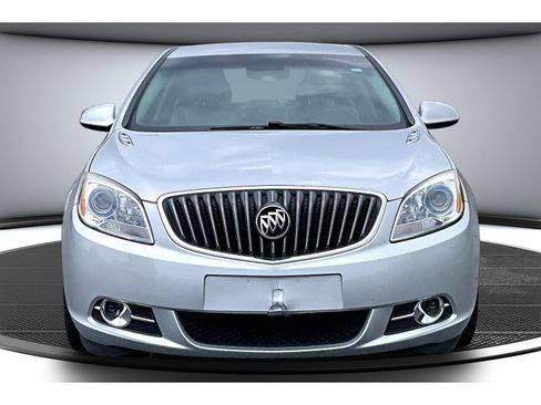 Used 2012 Buick Verano Convenience FWD image 4