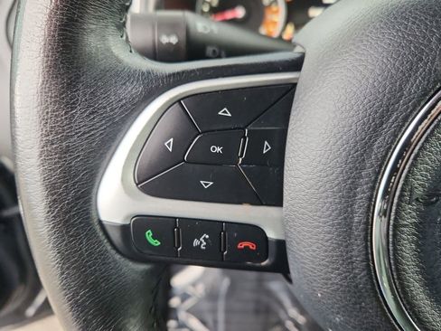 Used 2021 Jeep Renegade Latitude w/ Convenience Group image 22