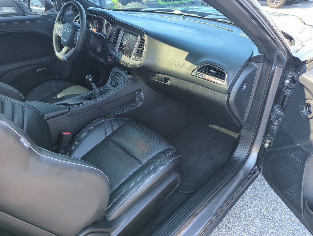 Used 2023 Dodge Challenger SRT Hellcat RWD image 27