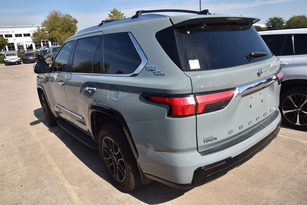 Used 2025 Toyota Sequoia 1794 Edition w/ TRD Off-Road Package AWD/4WD image 6