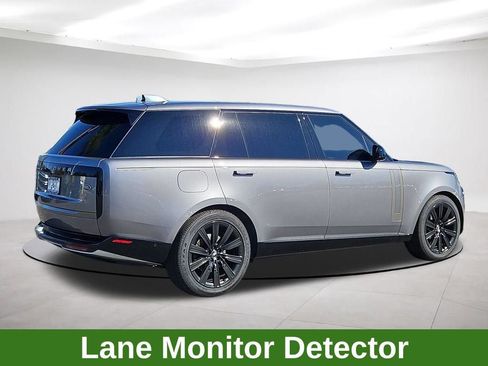 Used 2023 Land Rover Range Rover Long Wheelbase SE AWD/4WD image 7