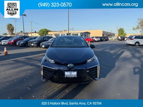 Used 2019 Toyota Mirai image 2