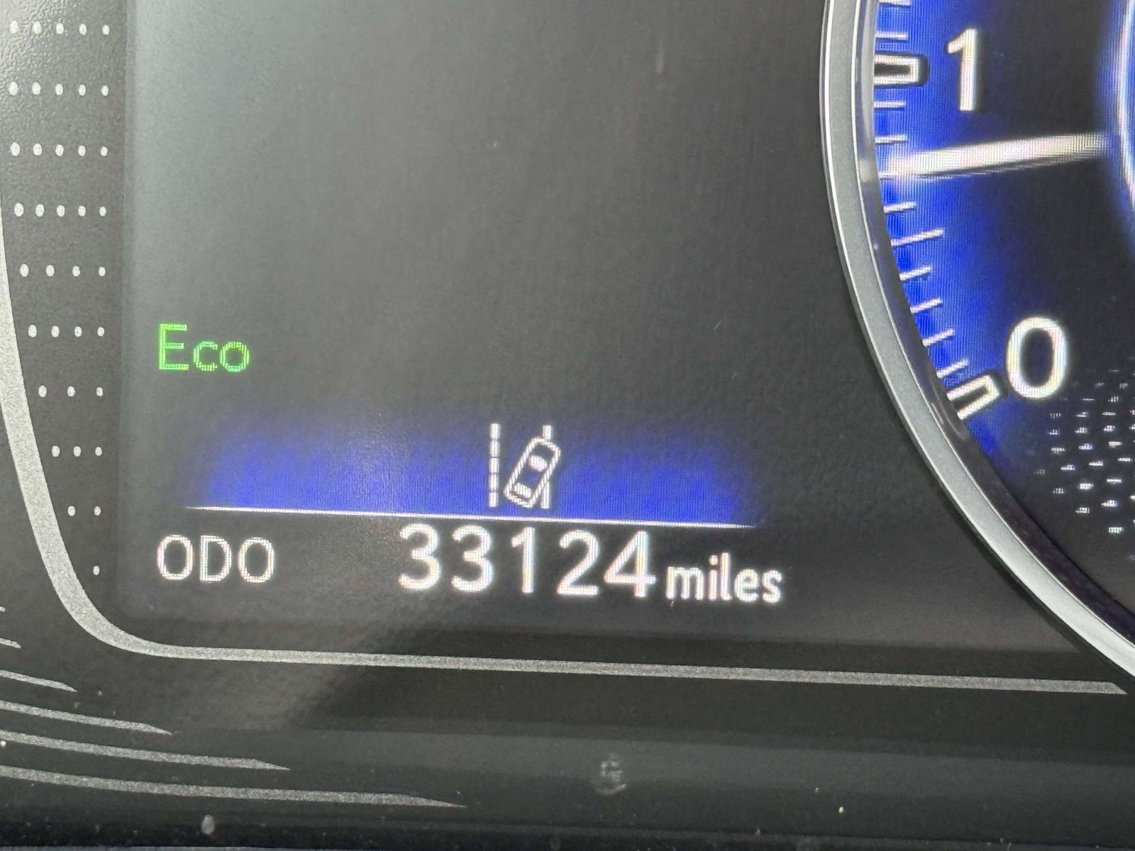 Used 2024 Lexus ES 350 Ultra Luxury w/ Accessory Package (Z2) FWD image 32
