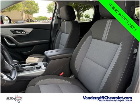 Certified 2025 Chevrolet Blazer LT AWD/4WD image 21