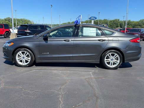Certified 2018 Ford Fusion S FWD image 2