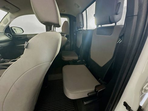 Used 2022 Toyota Tacoma SR5 image 27