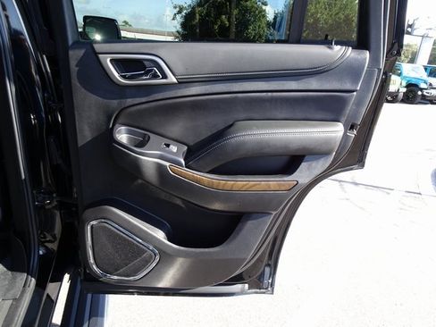 Used 2019 GMC Yukon Denali w/ Denali Ultimate Package image 21