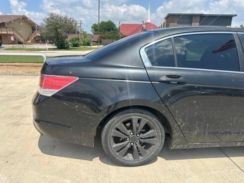 Used 2011 Honda Accord EX-L image 6