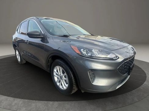 Used 2022 Ford Escape SE AWD/4WD image 3