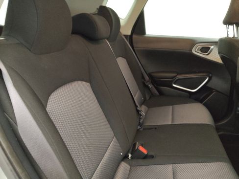 Used 2022 Kia Soul LX FWD image 19