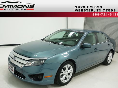 Used 2012 Ford Fusion SE FWD image 1