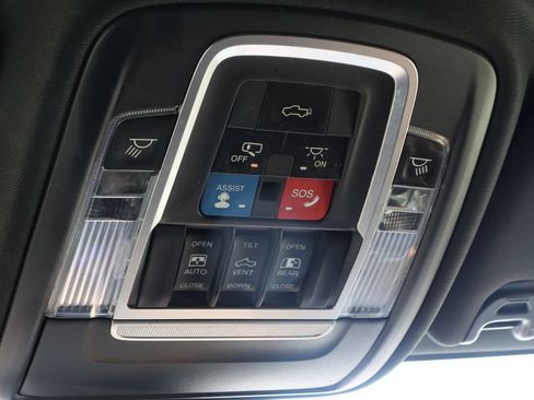 Used 2019 RAM 3500 Limited AWD/4WD image 33