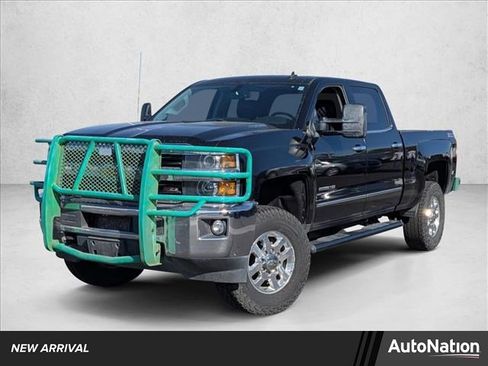 Used 2015 Chevrolet Silverado 2500 LT w/ Z71 Package, Off-Road image 1
