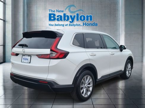 Used 2023 Honda CR-V EX image 5