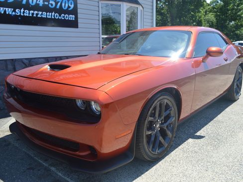 Used 2021 Dodge Challenger GT w/ Blacktop Package RWD image 1