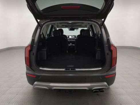 Used 2020 Kia Telluride SX w/ SX Prestige Package image 29