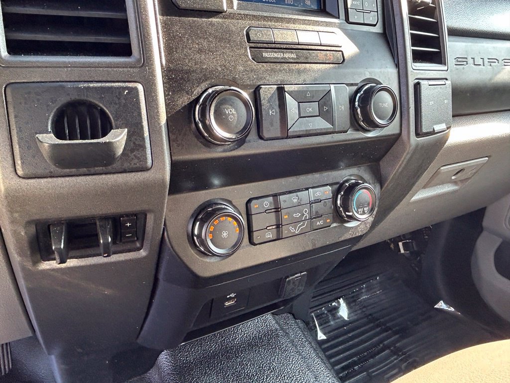 Used 2019 Ford F350 XL w/ Power Equipment Group RWD image 33