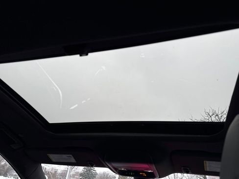 Used 2023 Buick Enclave Essence w/ Experience Buick Package image 12