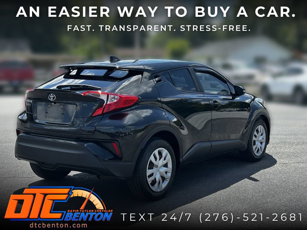 Used 2019 Toyota C-HR LE FWD image 5